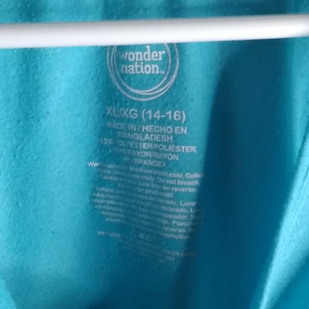 Tank top - Picture 3 of 4